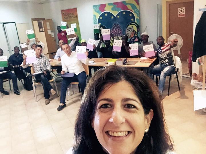 FinFormaciónNNSSLorca 4 Formadoraconalumnado Cepaim octubre2018