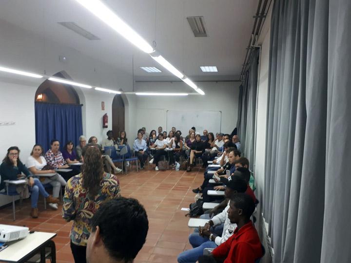 MesaRedonda 3 PrejuiciosAlzira TaulaConvivencia octubre2018