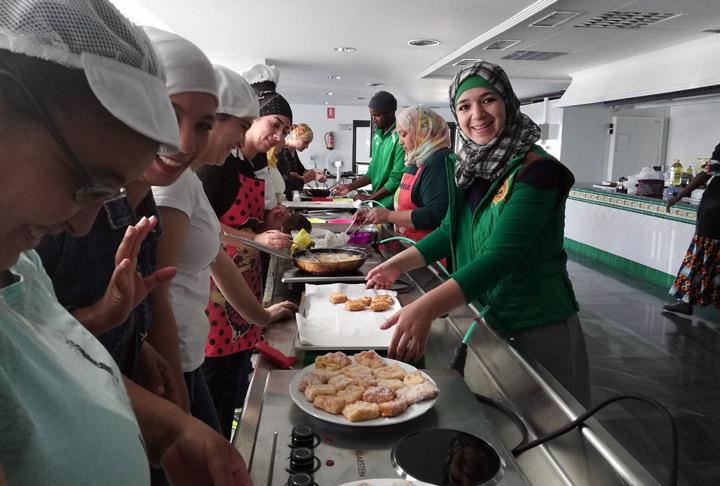 PasteleriayRepostería FundacionCepaim Emprende Roquetas octubre2018 1