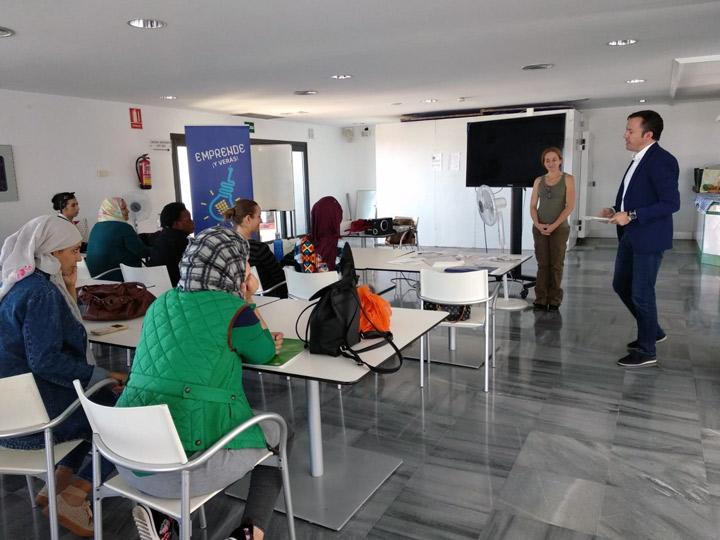 PasteleriayRepostería FundacionCepaim Emprende Roquetas octubre2018 3