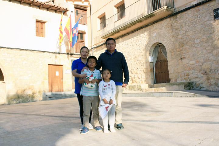 TrasladoFamiliaTeruel NuevosSenderos 1 FundacionCepaimenMadrid octubre2018