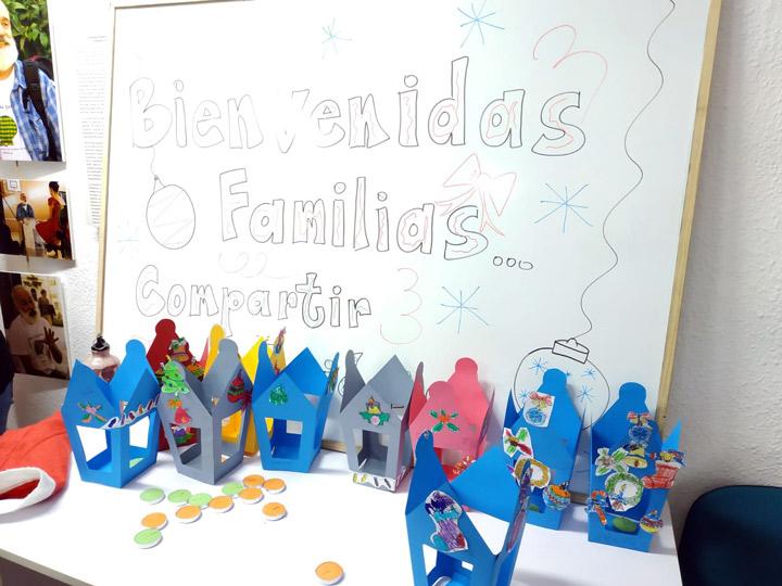 FiestaNavidad 1 Regalos Macarena FundacionCepaim Sevilla2018