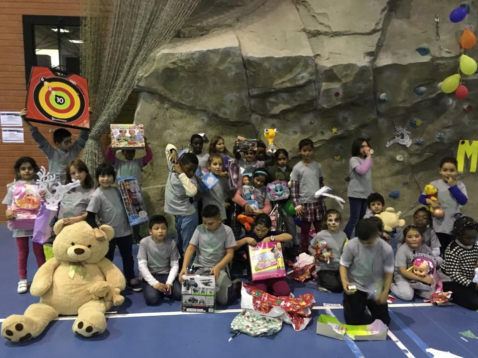 Otro año más la fundación Soñar Despiertos celebra las festividades con los y las menores del programa CaixaProinfancia en Valencia