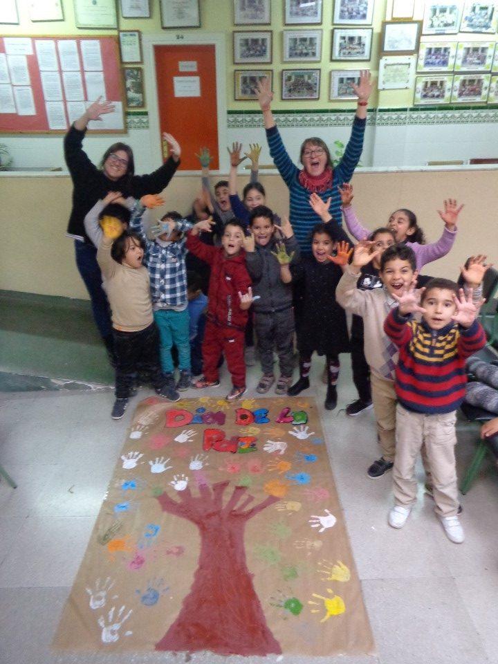 Celebramos el Día de la Paz Escolar y No Violencia dentro del programa CaixaProinfancia en la red Lorca