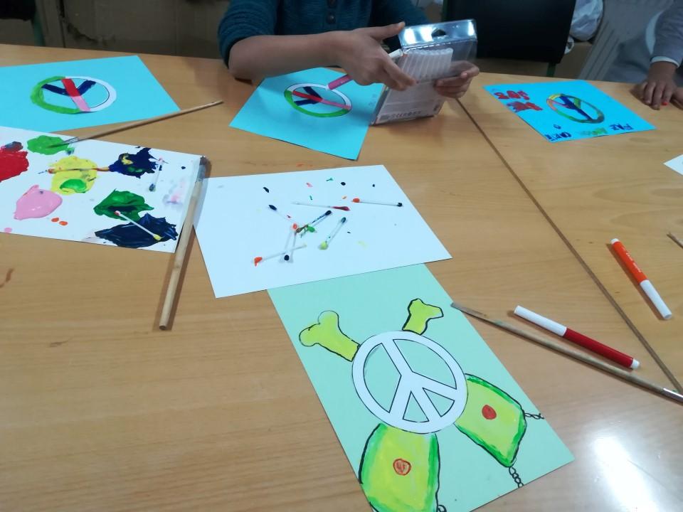Celebramos el Día de la Paz Escolar y No Violencia dentro del programa CaixaProinfancia en la red Molina  Alguazas