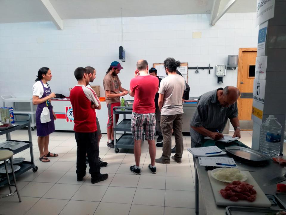 MolinaAragón Adelante 3 CocinaHombres cuidados junio2019
