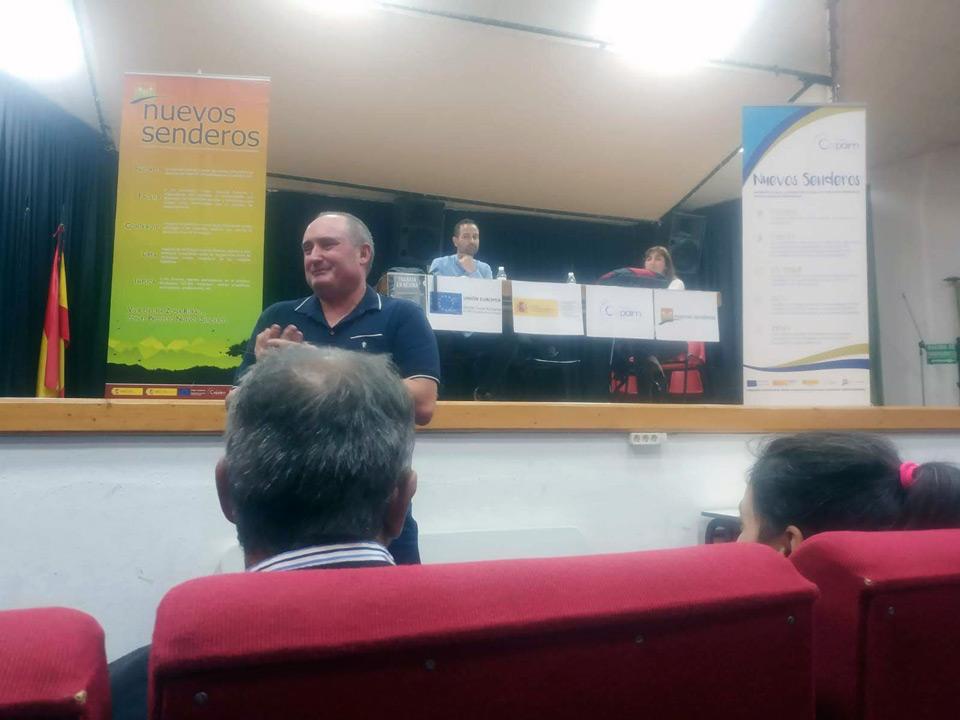 Navalmoral NNSS 2 CharlaResineoYTrabajofuturo 2019