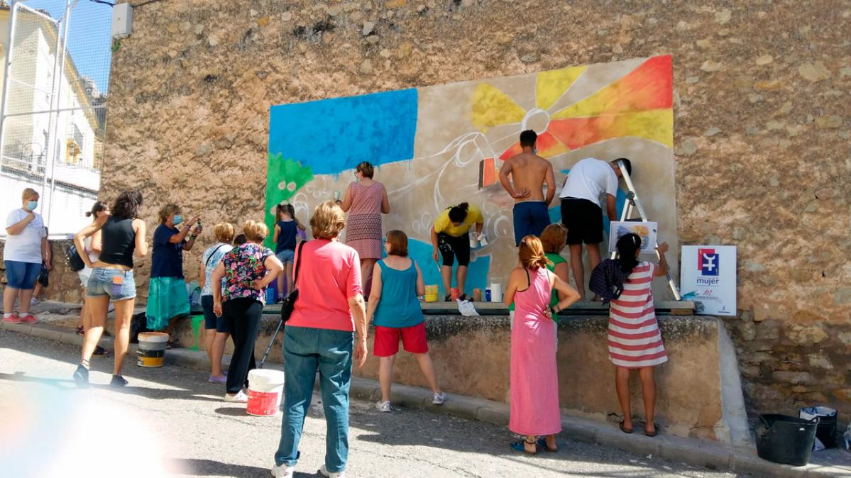 MolinaDeAragon MuralMujeresMayoresRurales 1 julio2020