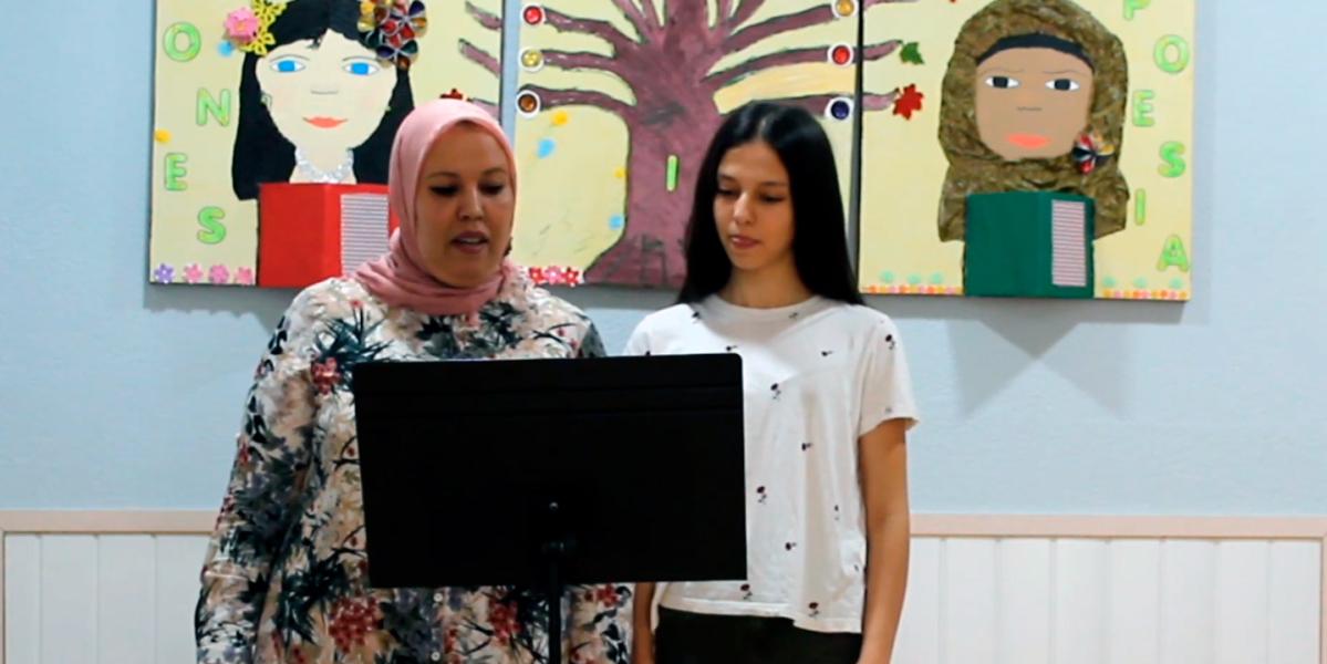 Alzira ComunidadIntercultural DonesiPoesia Taula 2020