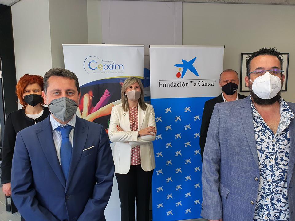 web Acto entrega cheque vivienda acogida mujeres vulnerabilidad Cepaim   Fundacion la Caixa