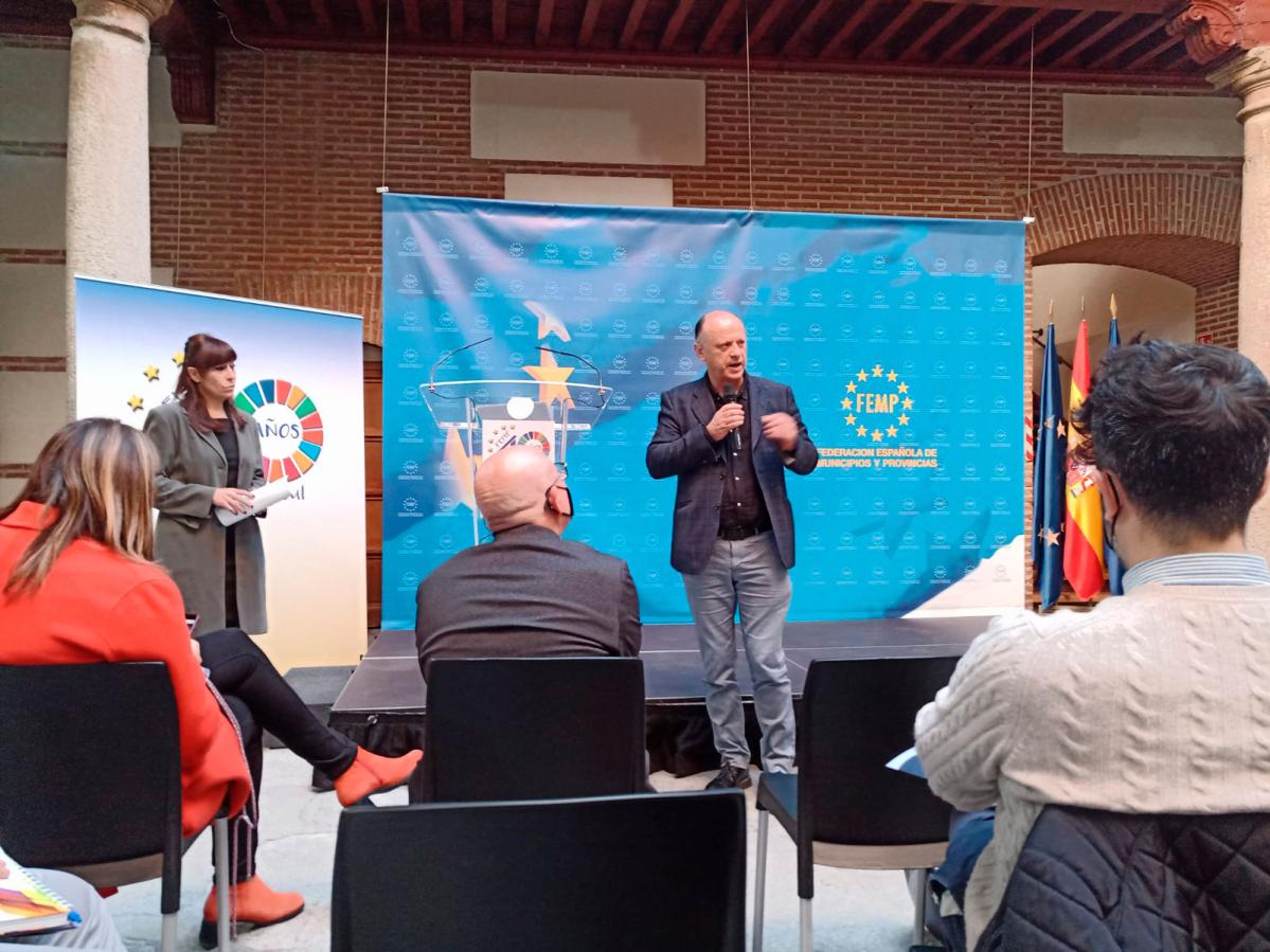 09 web Presentación eIRIS 12 uanAntonioSegura FundaciónCepaim
