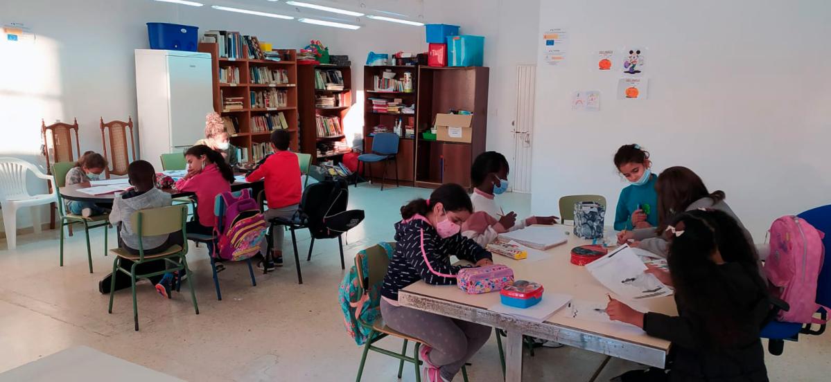 Lepe Refuerzo Educativo Barrio 01