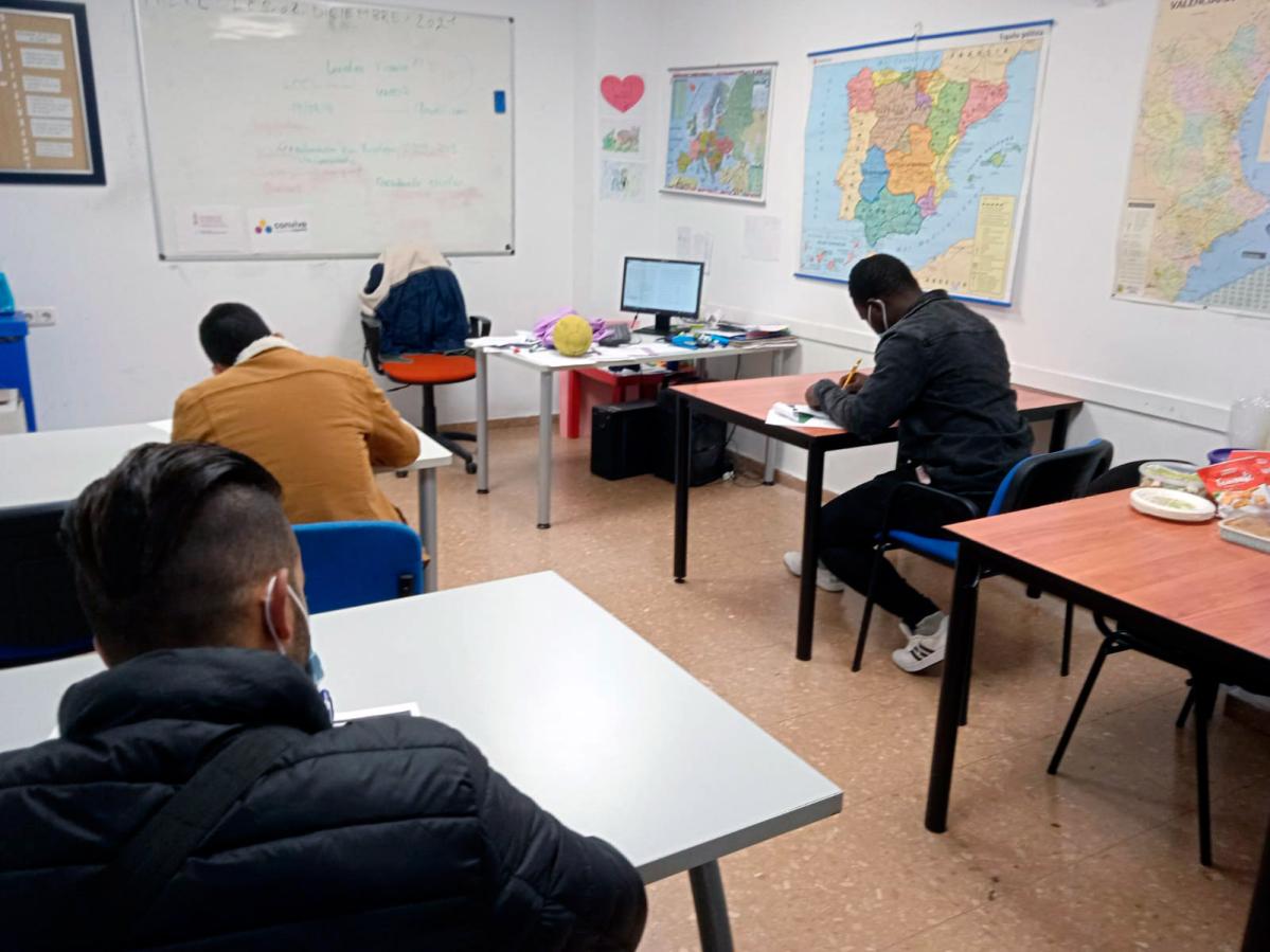 Valencia dinamización IRPF 2021 Búsqueda de empleo superando la brecha digital