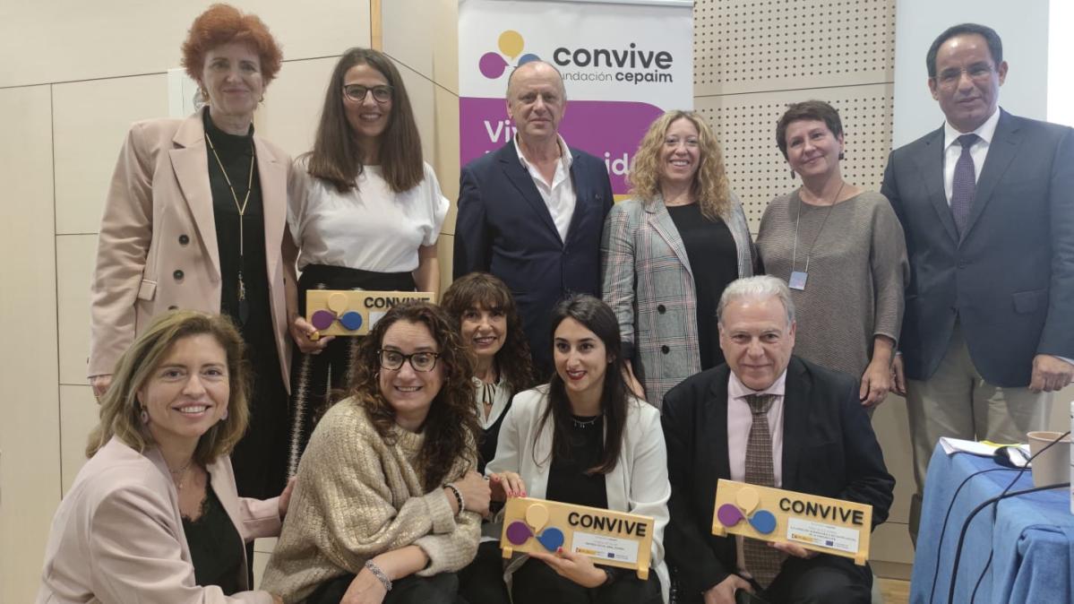 Foto de familia con entidades reconocidas CONVIVE Fundación Cepaim