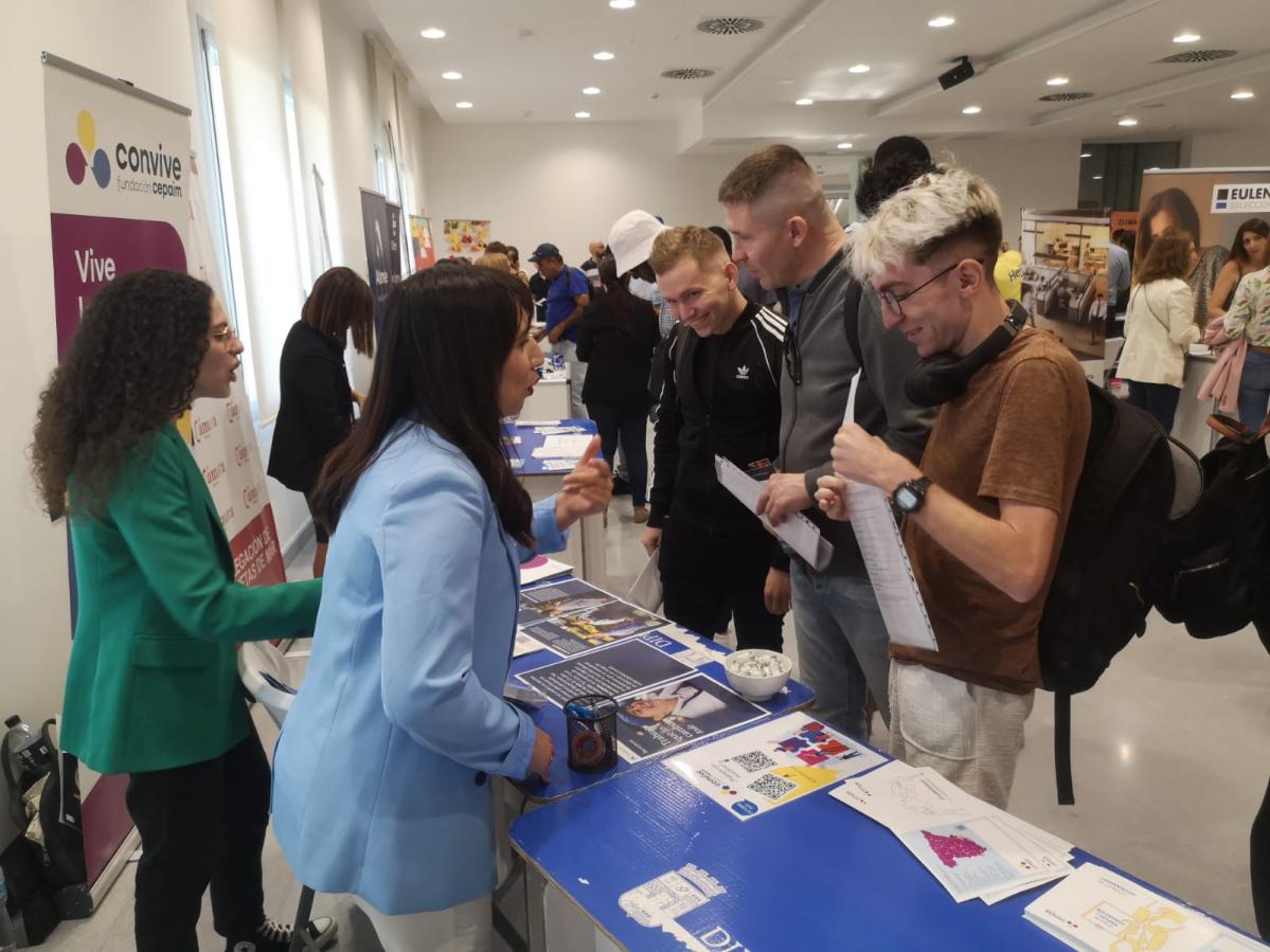 Feria de empleo roquetas de mar (5)