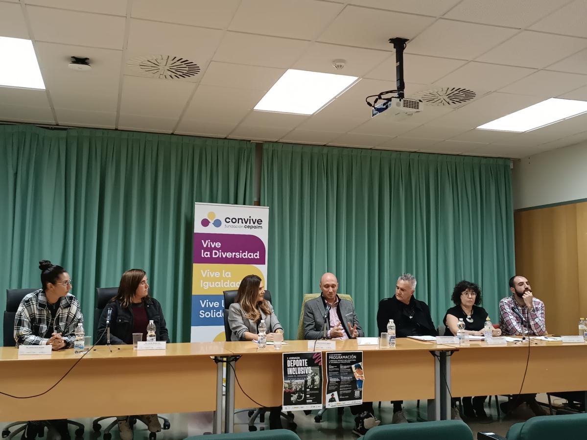 La mesa de buenas prácticas permitió compartir varias experiencias desde diferentes enfoques